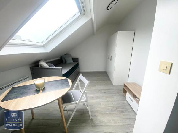Appartement à louer 1 pièce 10.2m² Valenciennes (59300)