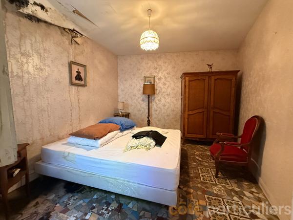 Vente
                Maison67,8 m² - 4 Pièces -
                    SAINT AMAND MONTROND (18200)