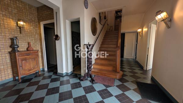 Maison de caractère à rénover ? Fort potentiel