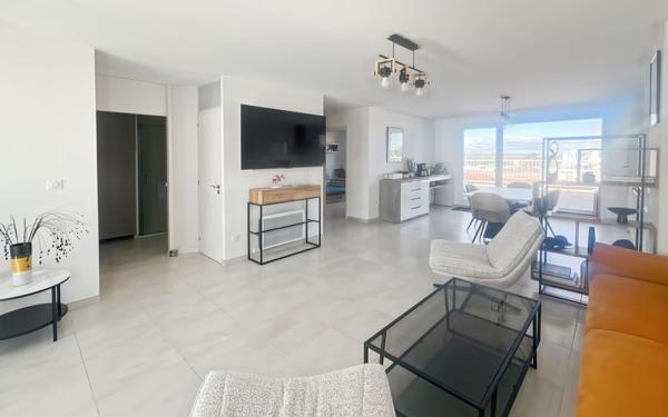 Appartement à vendre    3 pièces • 78,75 m2 Agde