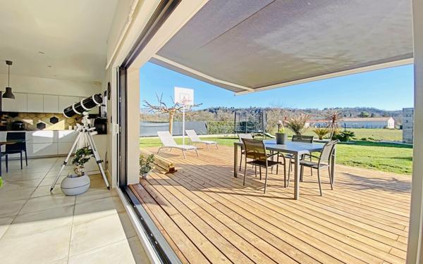 Maison à vendre    4 pièces • 145 m2 Noé