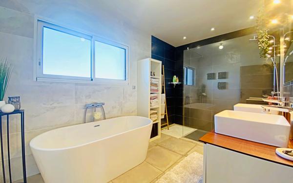 Maison à vendre    4 pièces • 145 m2 Noé