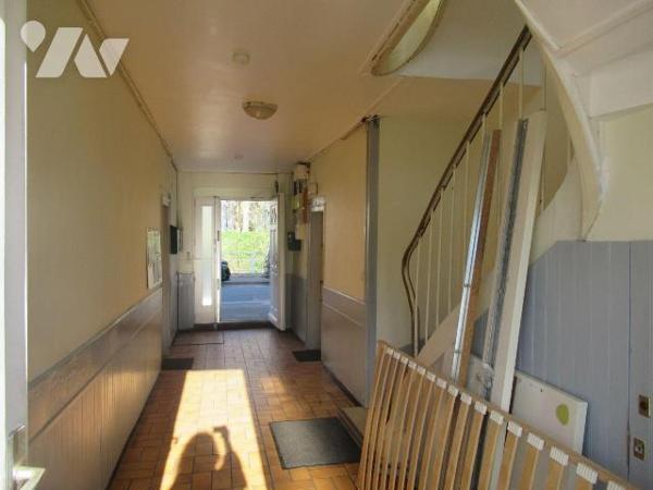 A vendre à Troyes dans petite copropriété de 8 lots .  6 Appartements de type 2 vendus tous  lo...