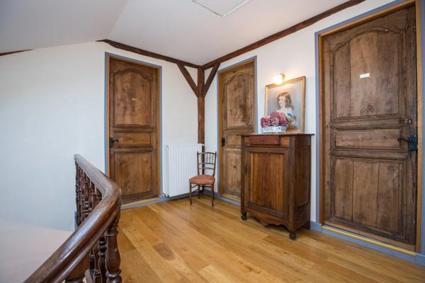 Dpt Gers(32), AIRE SUR L ADOUR proche, PROPRIETE BOURGEOISE du XIX, sans travaux, avec gite indépendant, maison de gardien, avec jardin, garage, piscine, sur les Chemins de St jacques