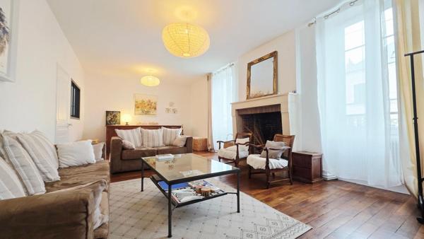 BOURGES MAISON DE 173M² 6 PIECES 4 CHAMBRES