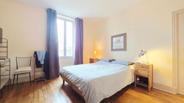 BOURGES MAISON DE 173M² 6 PIECES 4 CHAMBRES