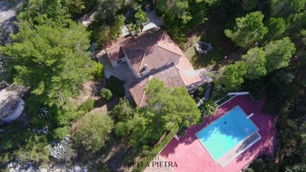 Montferrier-sur-Lez (34980) Maison T7 à Montferrier-sur-Lez