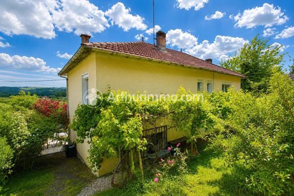 Vente                                                      Maison
                        
                     5 pièces                      124 m2                     à Neuvic