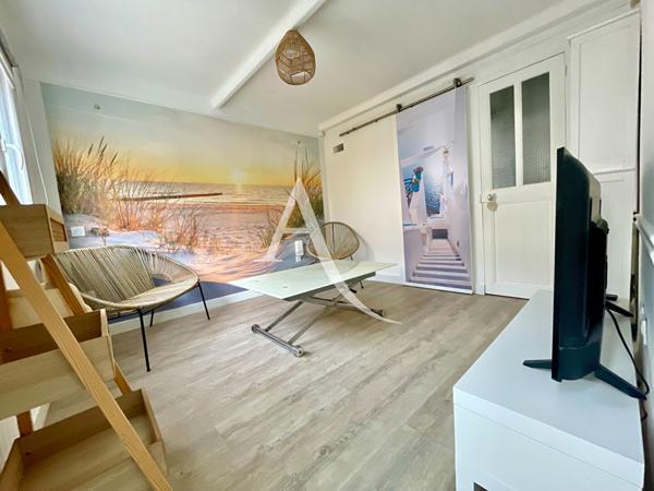 PALAVAS-LES-FLOTS CENTRE - MAISON DE VILLE 48 m² - 2 CHAMBRES - RIVE GAUCHE - À DEUX PAS DE LA PLAGE - BIEN RARE