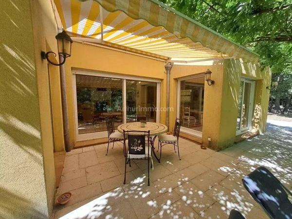 Vente                                                      Propriété
                        
                     6 pièces                      192 m2                     à Salernes