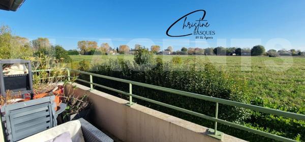 Appartement T3 de 65 m² avec deux balcons, garage fermé, piscine et salle de sport !