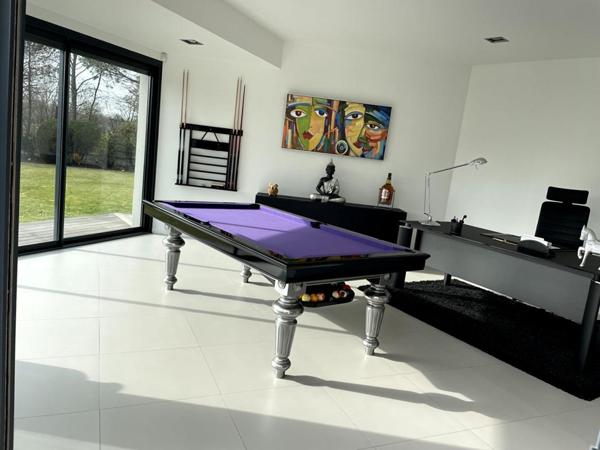 PESSAC Proche Golf : Maison d'Architecte 390 m2 ASCENSEUR -GARAGE- PISCINE