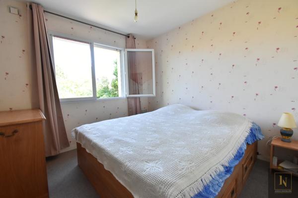 Maison
                                                                                                                                                                                                                                                                                                                        6 pièce(s)                                                                                                                                                                                                          4 chambre(s)                                                                                                                                                                                                          122.89  m²