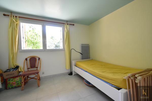 Maison
                                                                                                                                                                                                                                                                                                                        6 pièce(s)                                                                                                                                                                                                          4 chambre(s)                                                                                                                                                                                                          122.89  m²