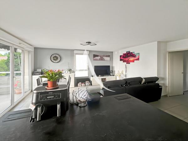 À vendre Appartement T4 récent avec terrasse , Les Caillols, Marseille 13012