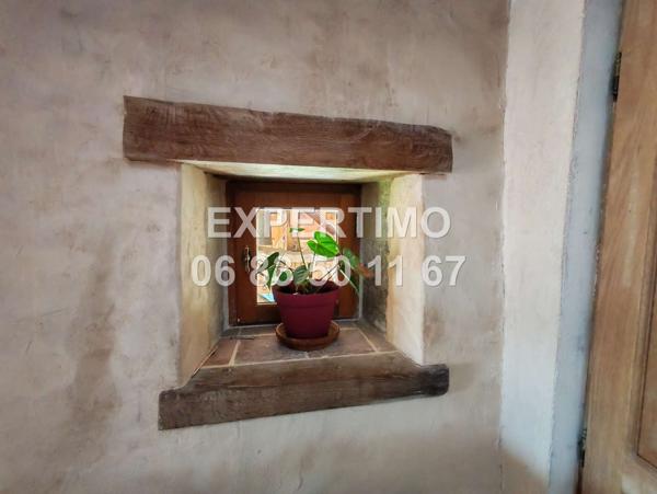 Apprieu (38140) MAISON DE CARACTERE AVEC DEPENDANCES ET POTENTIEL