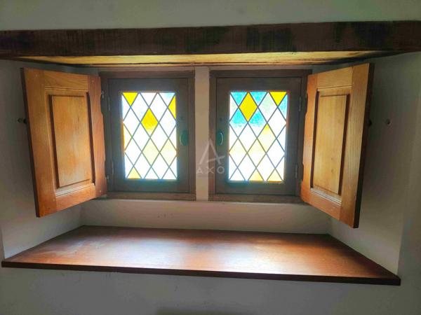 PROPRIETE DE CARACTERE SUR 14 HECTARES AVEC BOIS