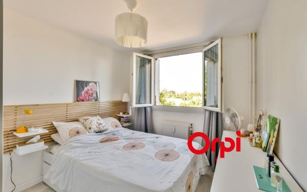 Appartement à vendre    3 pièces • 66,67 m2 Pierre-Bénite