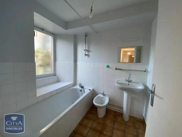 Appartement à louer 3 pièces 72m²