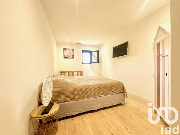 Mas 8 pièces de 350 m² à Orange (84100)