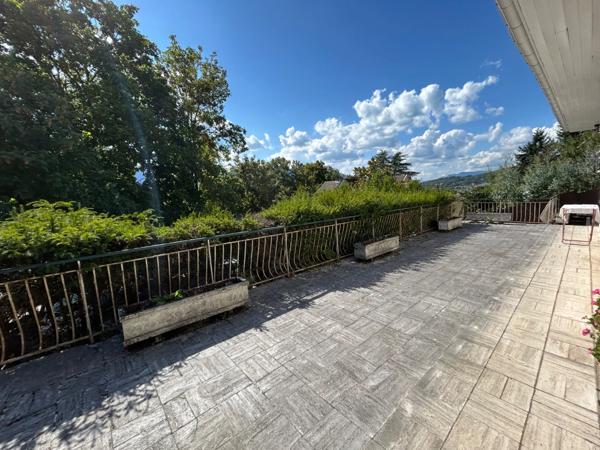 aix les bains "parc Mirabeau" maison de caractère de 1955 6 pièces 189 m2 env, terrasse de 63 m2, terrain de 610 m2