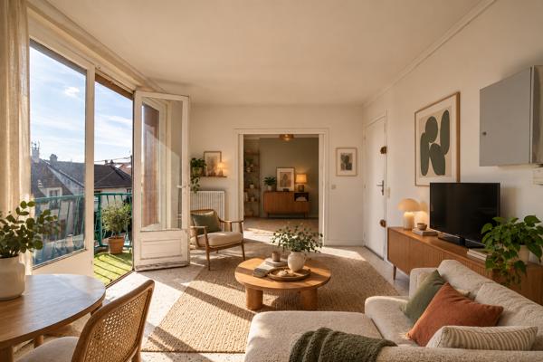 Appartement
         2 pièces
        - 35 m² 178 000 €*