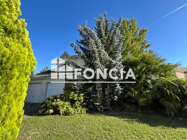 Location Maison 6 pièces 131.3 m² - 18 rue Jean Garaialde Saint Germain Les Corbeil 91250