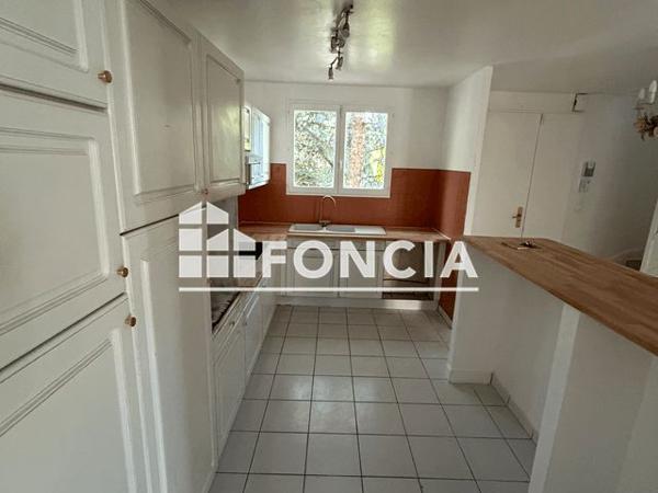 Location Maison 6 pièces 131.3 m² - 18 rue Jean Garaialde Saint Germain Les Corbeil 91250