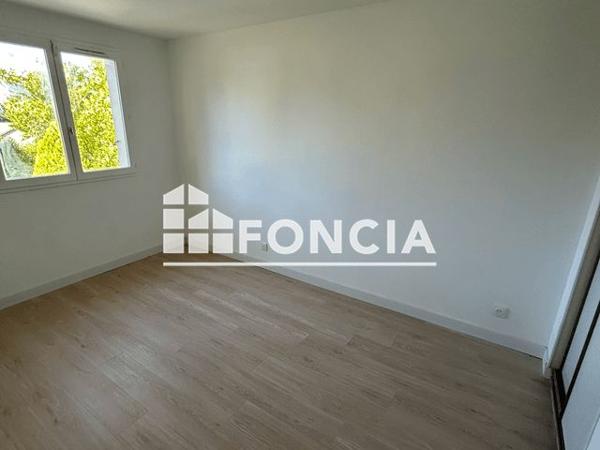 Location Maison 6 pièces 131.3 m² - 18 rue Jean Garaialde Saint Germain Les Corbeil 91250