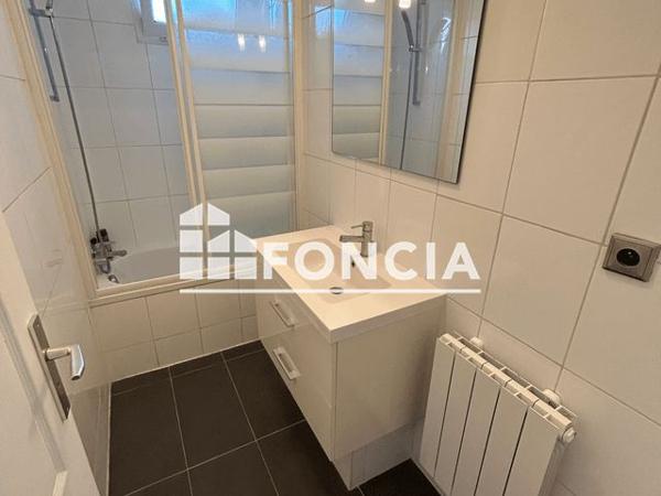 Location Maison 6 pièces 131.3 m² - 18 rue Jean Garaialde Saint Germain Les Corbeil 91250