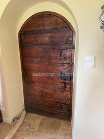 Demeure de prestige A VENDRE : ferme en pierre du XVe siècle entièrement réhabilitée avec élégance!