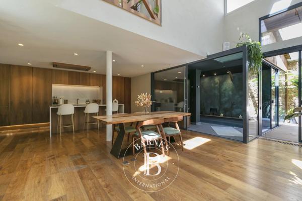 Paris 11ème, Appartement 4 Chambres -  327 m² à vendre