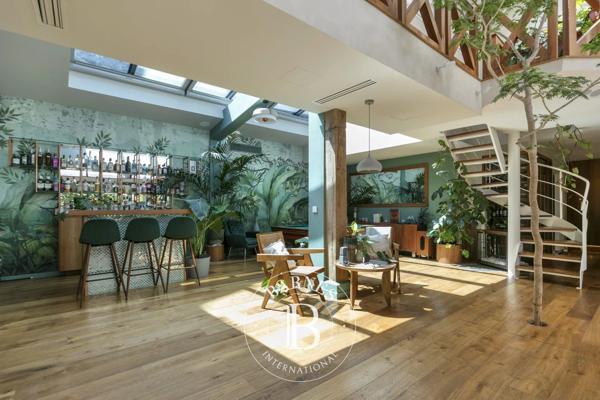 Paris 11ème, Appartement 4 Chambres -  327 m² à vendre
