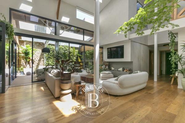 Paris 11ème, Appartement 4 Chambres -  327 m² à vendre