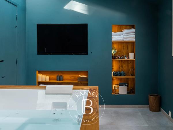 Paris 11ème, Appartement 4 Chambres -  327 m² à vendre