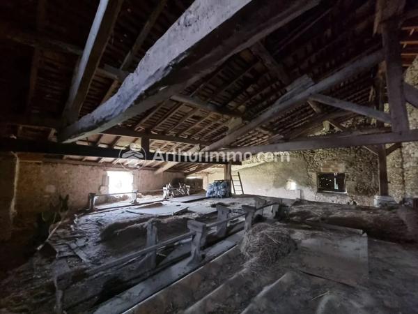 Vente Ferme 93 m2 à Neuvic