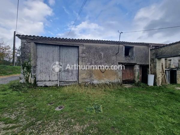 Vente Ferme 93 m2 à Neuvic