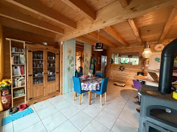 Maison type chalet -3 chambres - proche commerces (72)