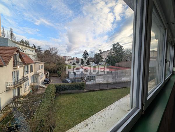 Studio lumineux avec garage