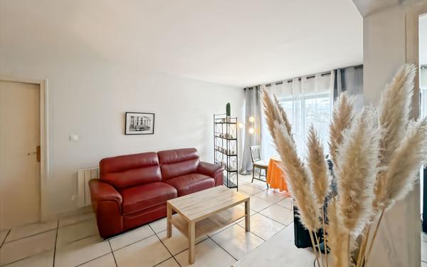 Appartement à vendre    3 pièces • 59,70 m2 Beaugency