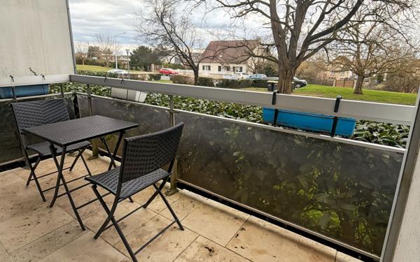 Appartement à vendre    3 pièces • 59,70 m2 Beaugency