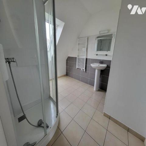 Maison d'habitation à vendre dans le centre de Trégourez, Finistère 29