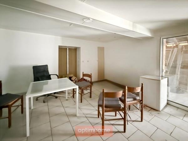 Immeuble de rapport 223 m² – 5 studios loués et fort potentiel d'aménagement – Saint-Just-en-Chaussée (60)