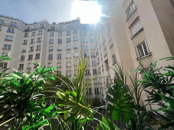 T2 investissement locatif — Rue du Bois de Boulogne, Paris 16ème