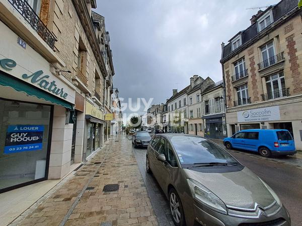 À louer - locaux de 87 m² à Soissons