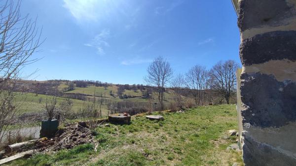 Belle maison Cantalienne Saint Amandin 15190