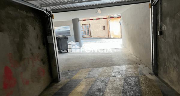 Location Parking - Francheville 69340