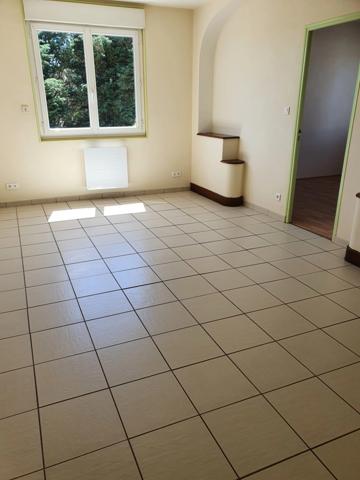 Immeuble à vendre DOMERAT (03), proche de Montluçon