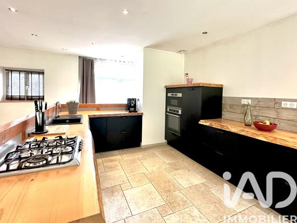 Maison à vendre 6 pièces 165 m² Joyeuse