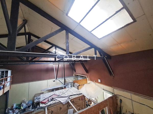 Bâtiment de stockage / Entrepôt - Réhabilitation possible - 250 m² - Paimboeuf